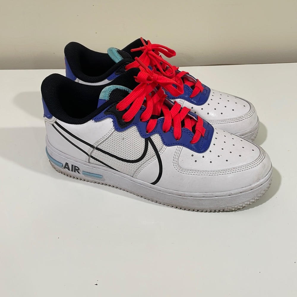 Nike